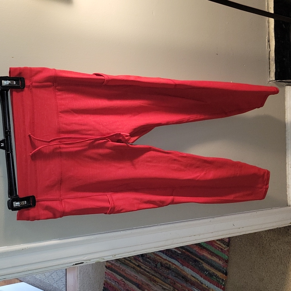 Zyia Red Battleship Luxe Pocket Drawstring 7/8 24" Leggings